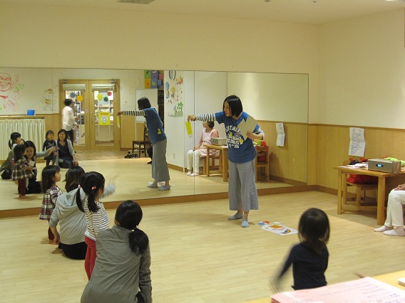 イベント予約お申込 博多阪急 タミー先生と英語で遊ぼう